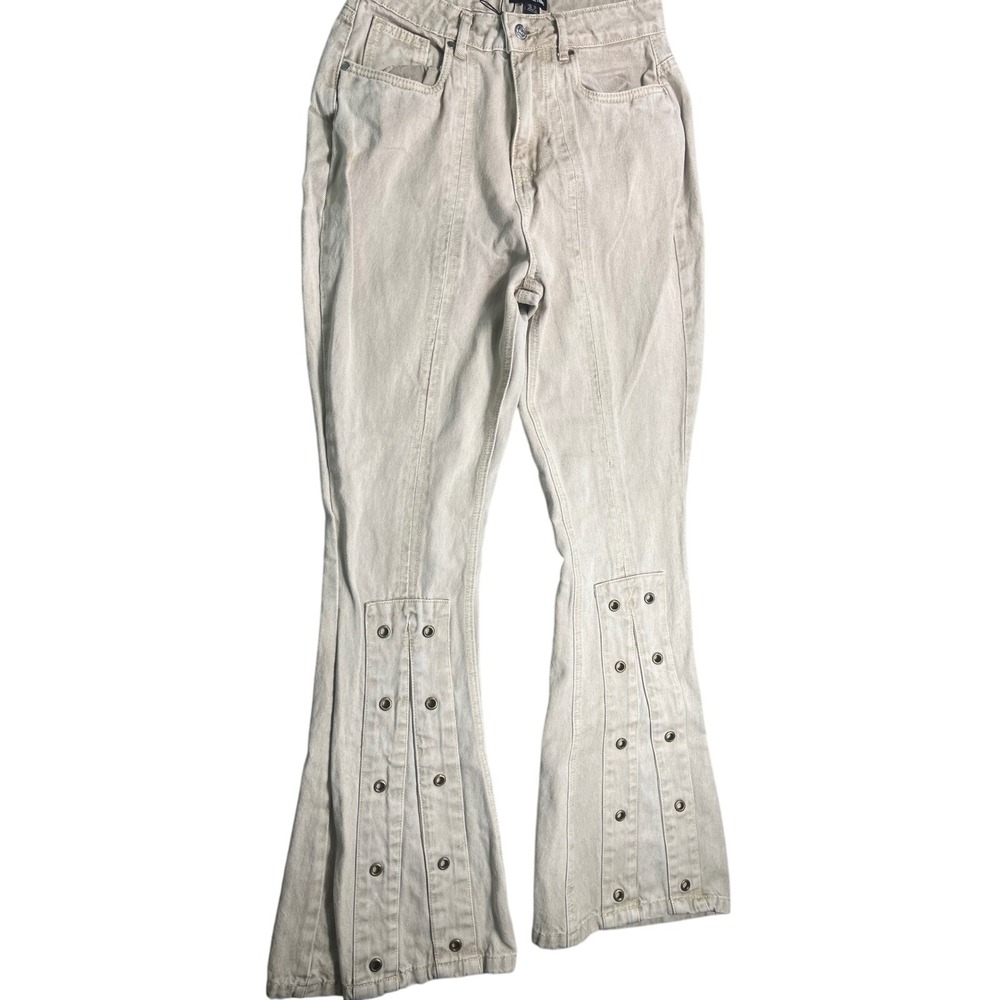 PrettyLittleThing Womens 6 Cream Flare Jeans Grommet Eyelet NWT Y2K Denim